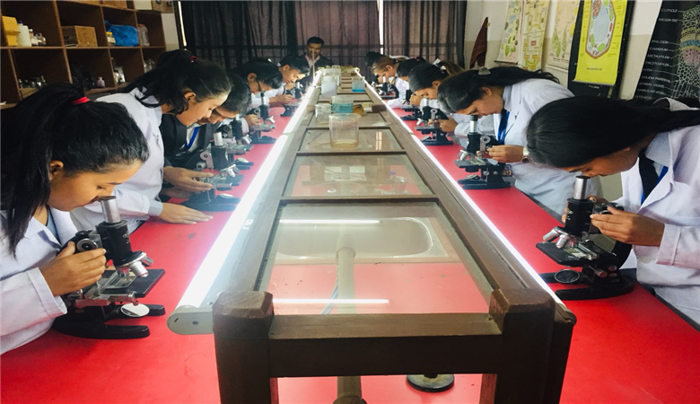 Certificate Level in Medical Laboratory Technician (CMLT)